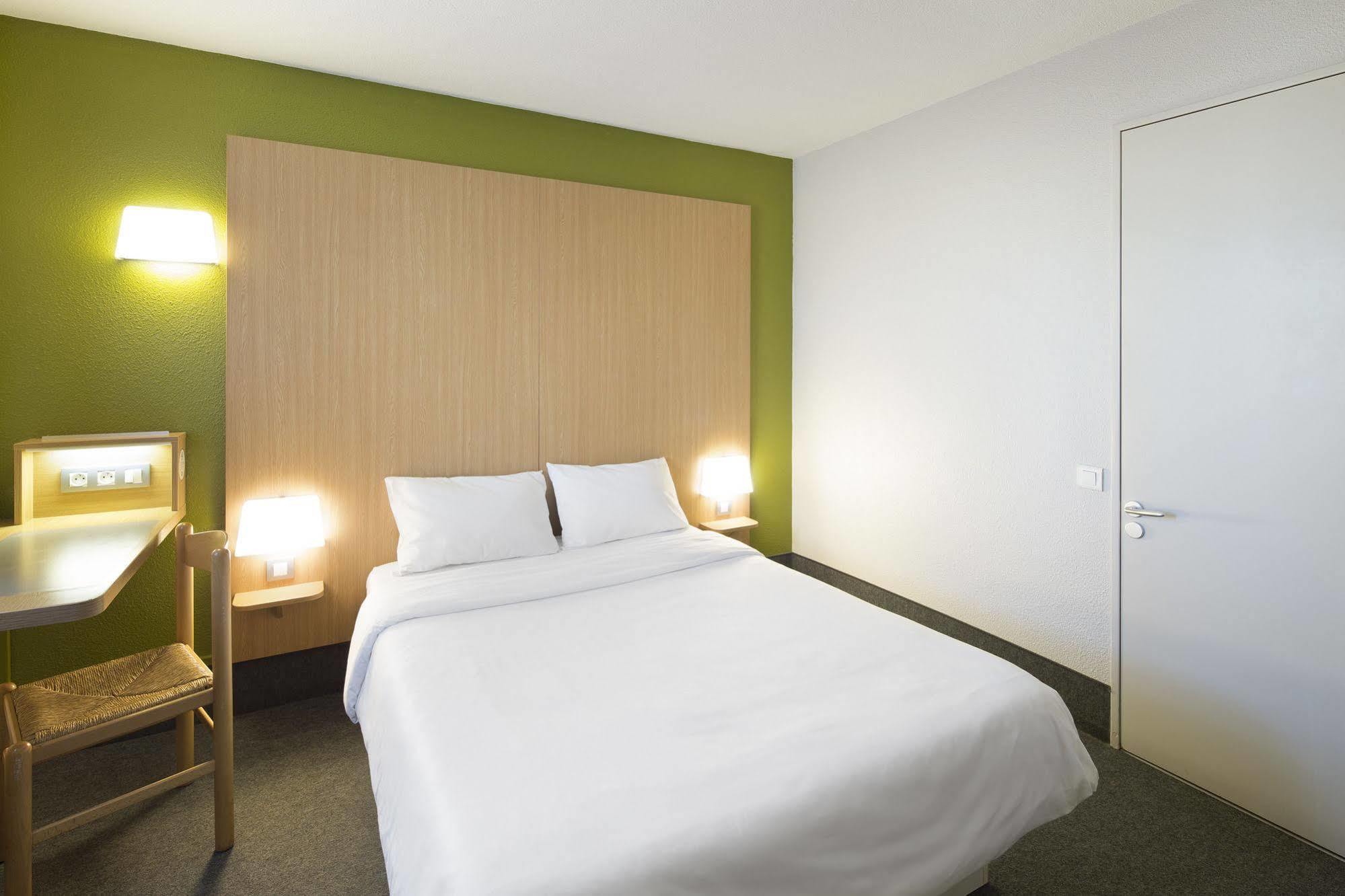 B&B Hotel Saint Malo Sud Екстериор снимка